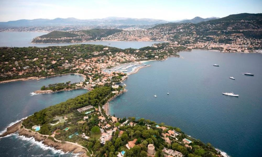 Γαλλία: Ο… κόλπος με τις επαύλεις των Ρώσων ολιγαρχών